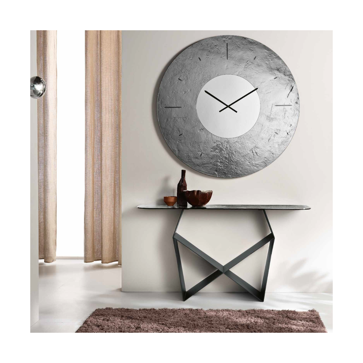 DELFI Console Table