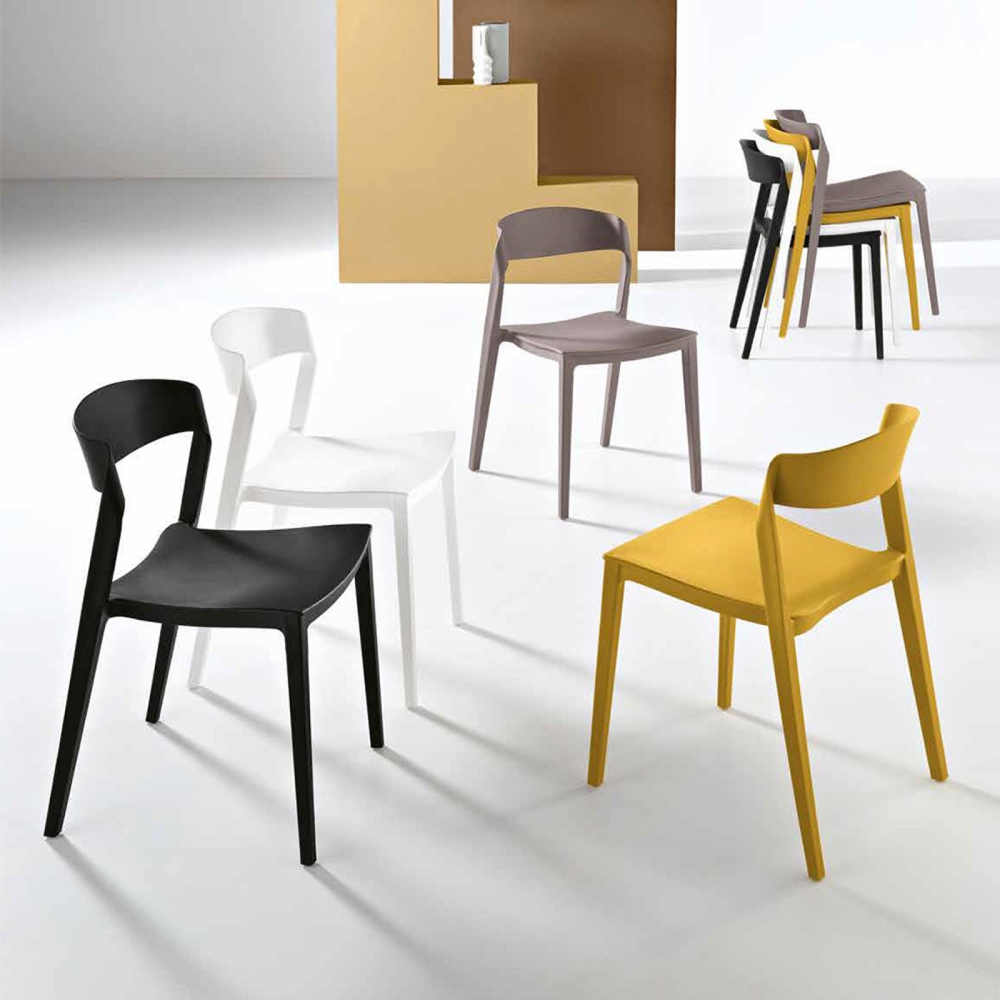 PERLA Polypropylene dining chair 